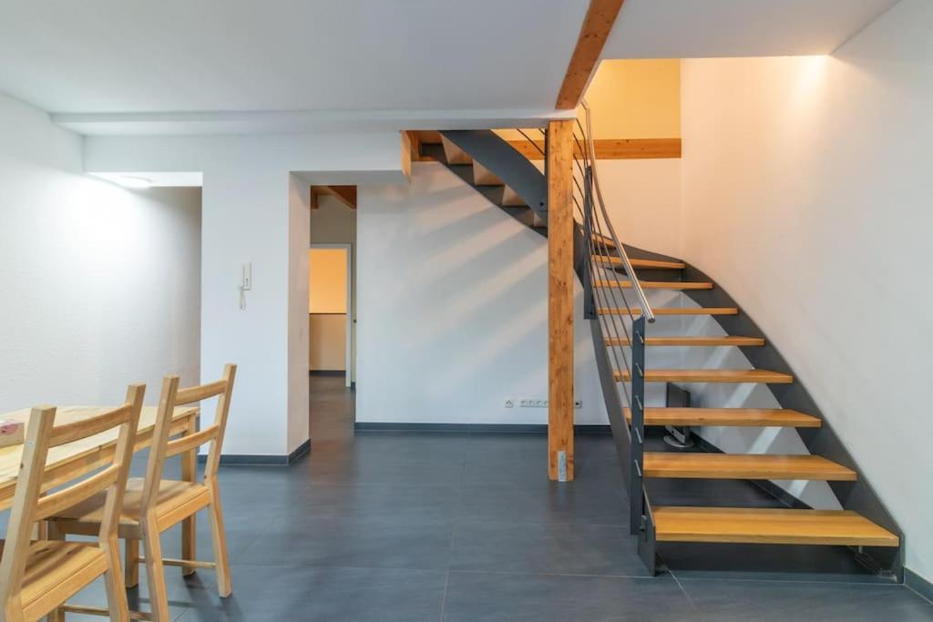 Maisonette-Wohnung Mit 5 Schlafzimmern Wörrstadt Exteriör bild
